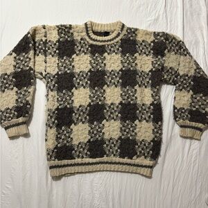 100% Wool Vintage Sweater Cream and Gray Size M/L Cozy Winter Ecclectic